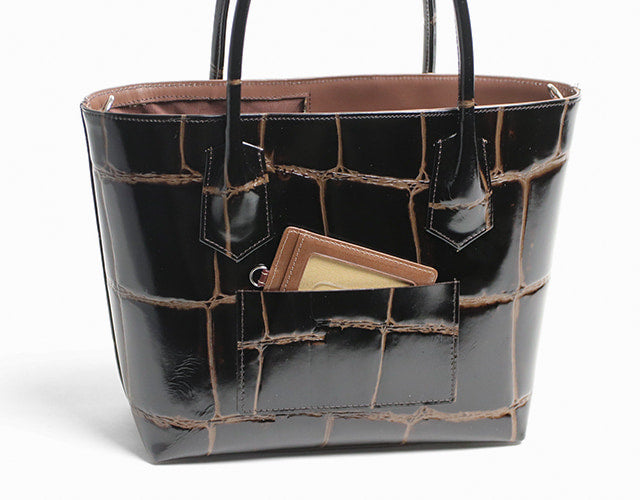 REALMIND / PRIMA 艶めくラージクロコ型押しレザーの2wayバッグ