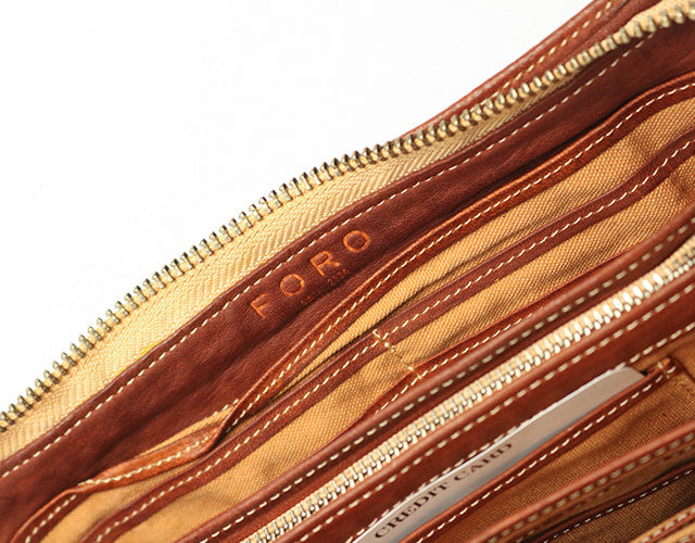 REALMIND / FORO A unique texture. Soft and lightweight high-quality piece-dyed horse tan leather long wallet