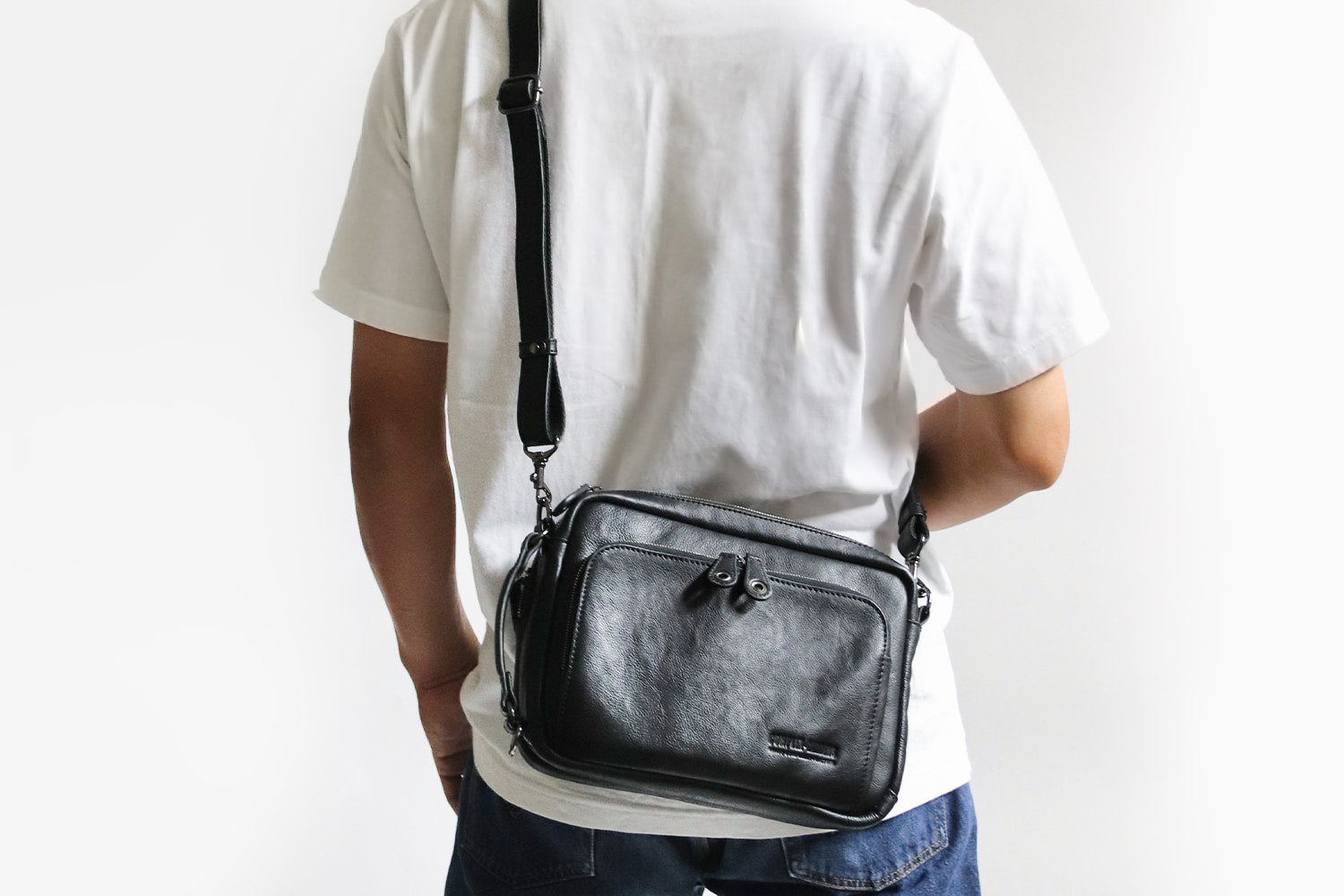 COMPLEX GARDENS / Gigei Soft and lightweight Bangladeshi kip all-leather 2-way shoulder bag M that can also be used as a vertical shoulder bag