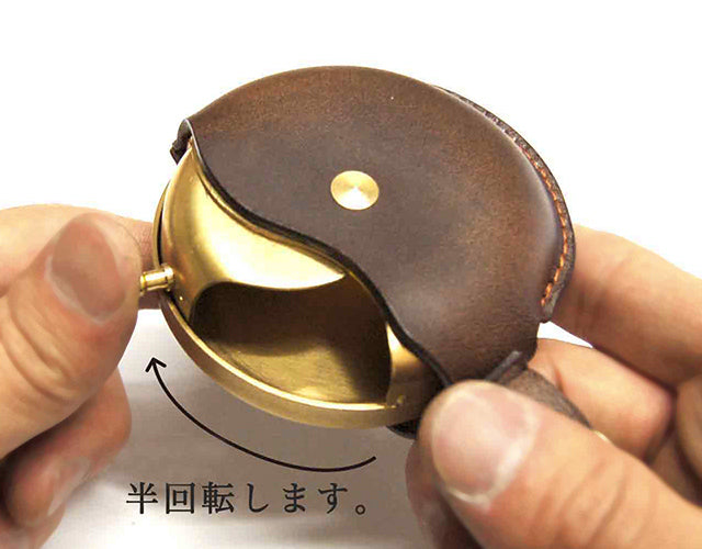 CRAMP / Ikenohata Ginkakuten 黃銅 x 富有表現力的義大利收縮皮革 圓形便攜式煙灰缸 / 多用途盒