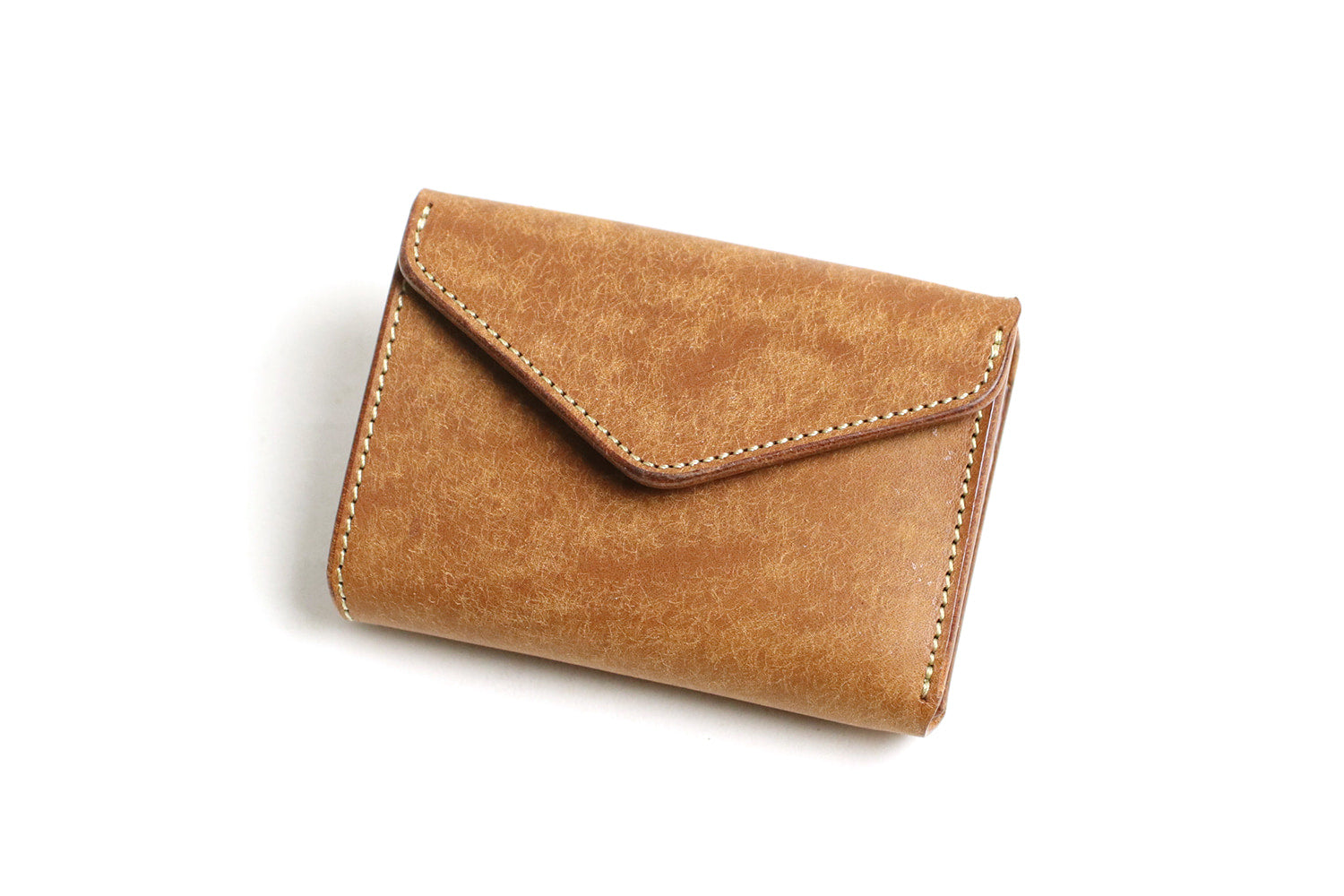 CRAMP / 池之端銀革店 劇的なエイジングを楽しめるプエブロレザー。カードケースサイズのコンパクトウォレット