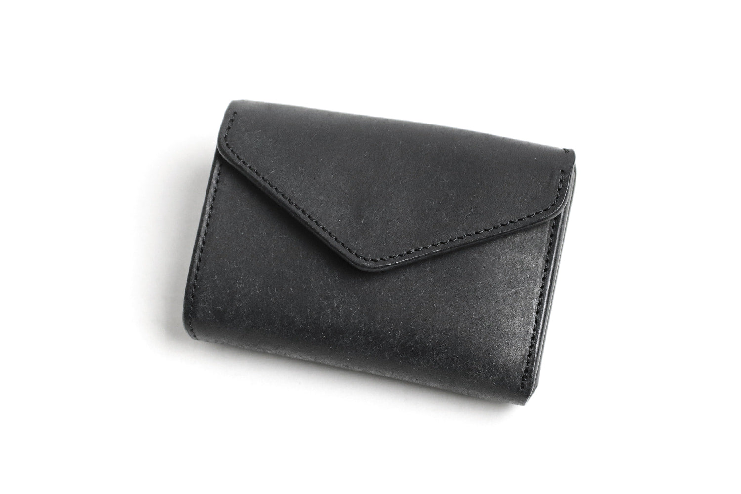 CRAMP / 池之端銀革店 劇的なエイジングを楽しめるプエブロレザー。カードケースサイズのコンパクトウォレット