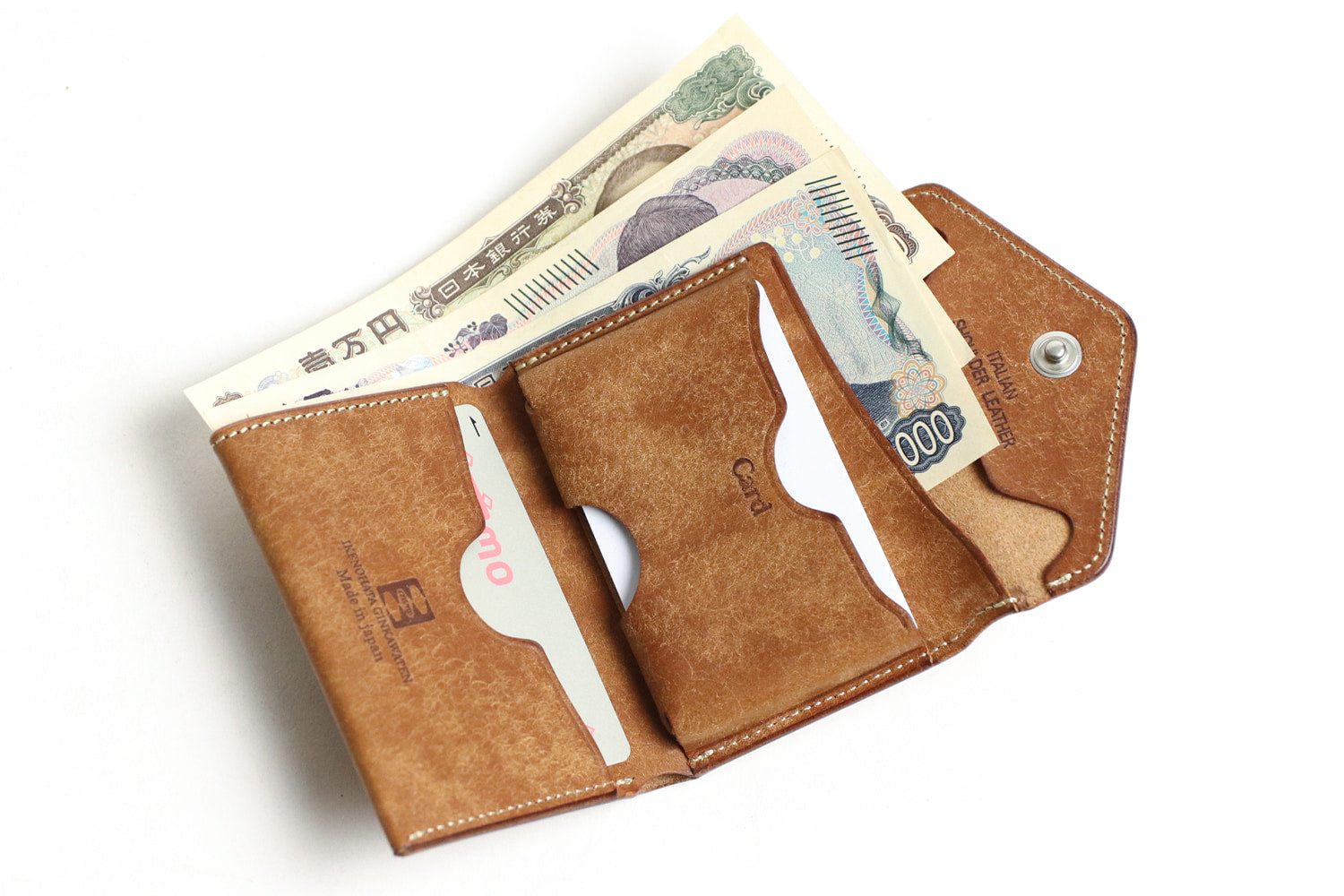 CRAMP / 池之端銀革店 劇的なエイジングを楽しめるプエブロレザー。カードケースサイズのコンパクトウォレット