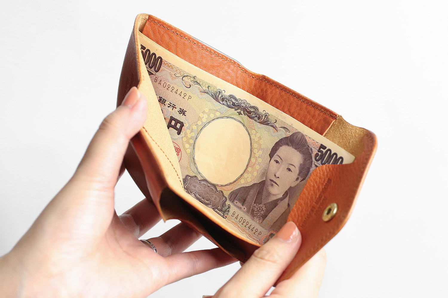 CRAMP / 池之端銀革店 表情豊かなイタリア製シュリンクレザー。 カードケースサイズのコンパクトウォレット (リニューアル版)