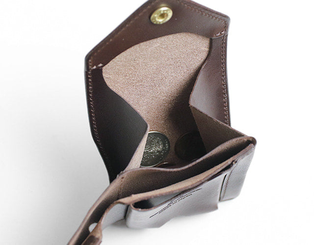 CRAMP / 池之端銀革店 劇的なエイジングを楽しめるプエブロレザー。大容量コインケースを備えたギャルソンスリムウォレット