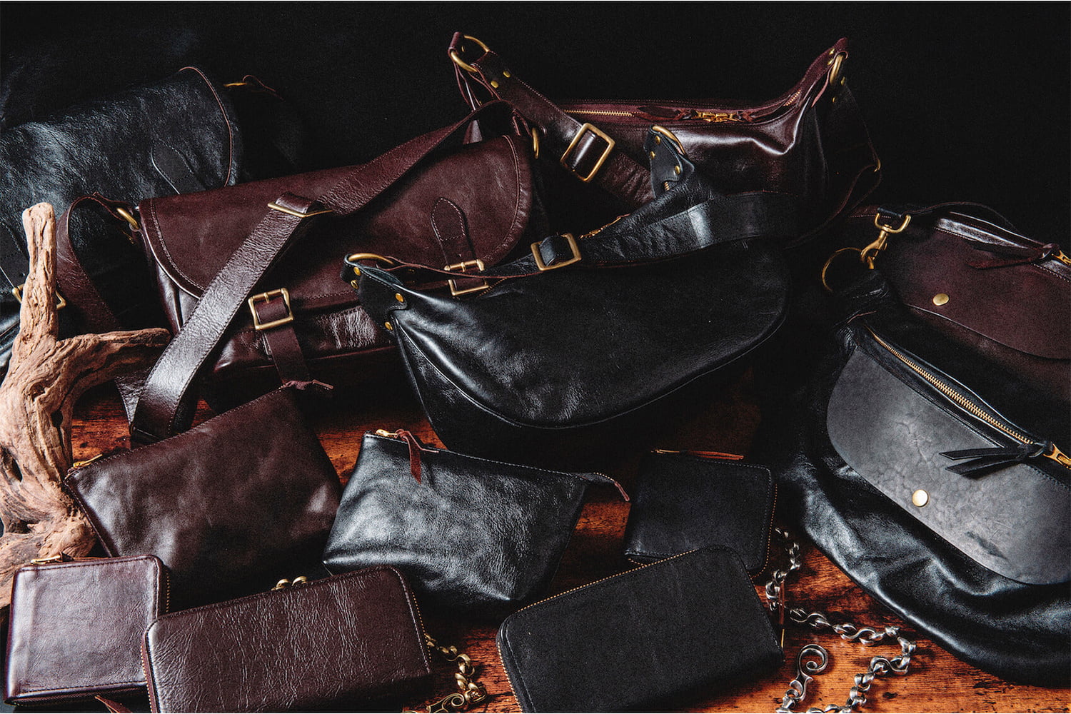 INCEPTION / HORSE HIDE ROUND SHORT WALLET