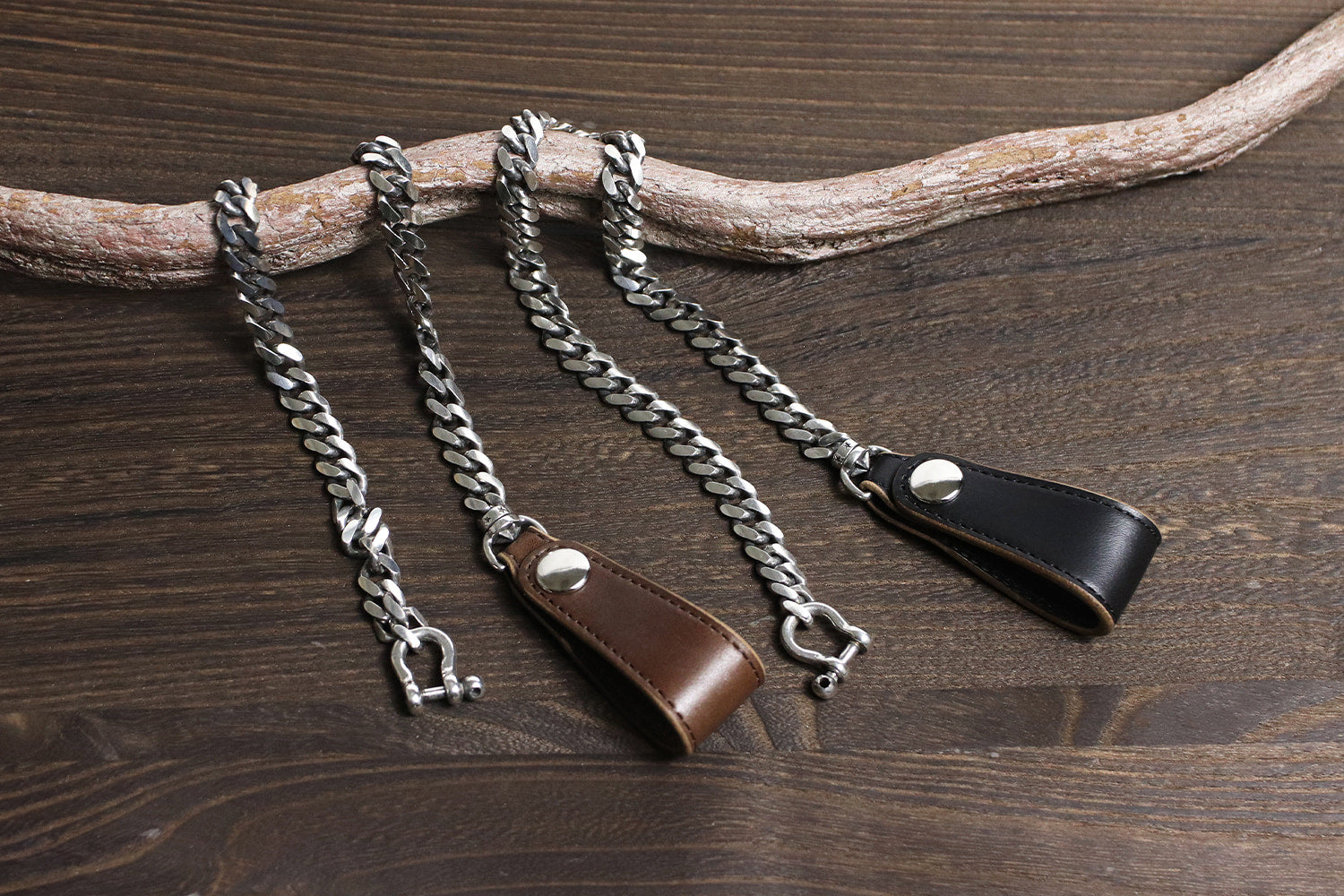 INCEPTION / HORSE BUTT LEATHER BRASS CHAIN (SILVER PLATING)