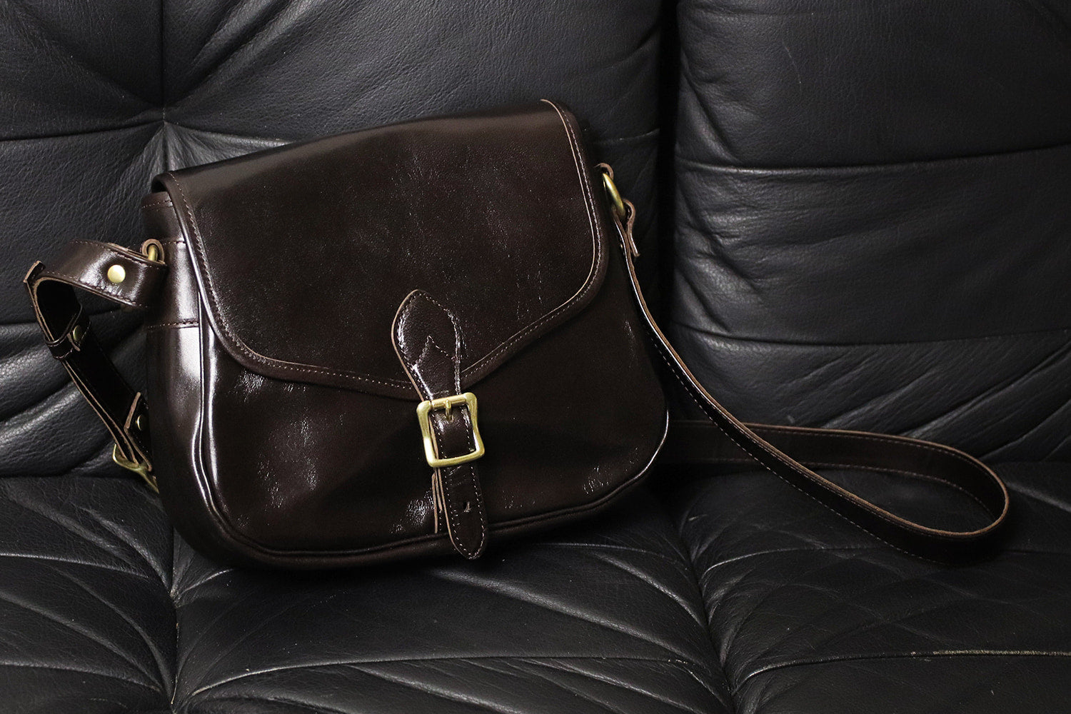 INCEPTION / HORSE HIDE MAIL BAG(SMALL)