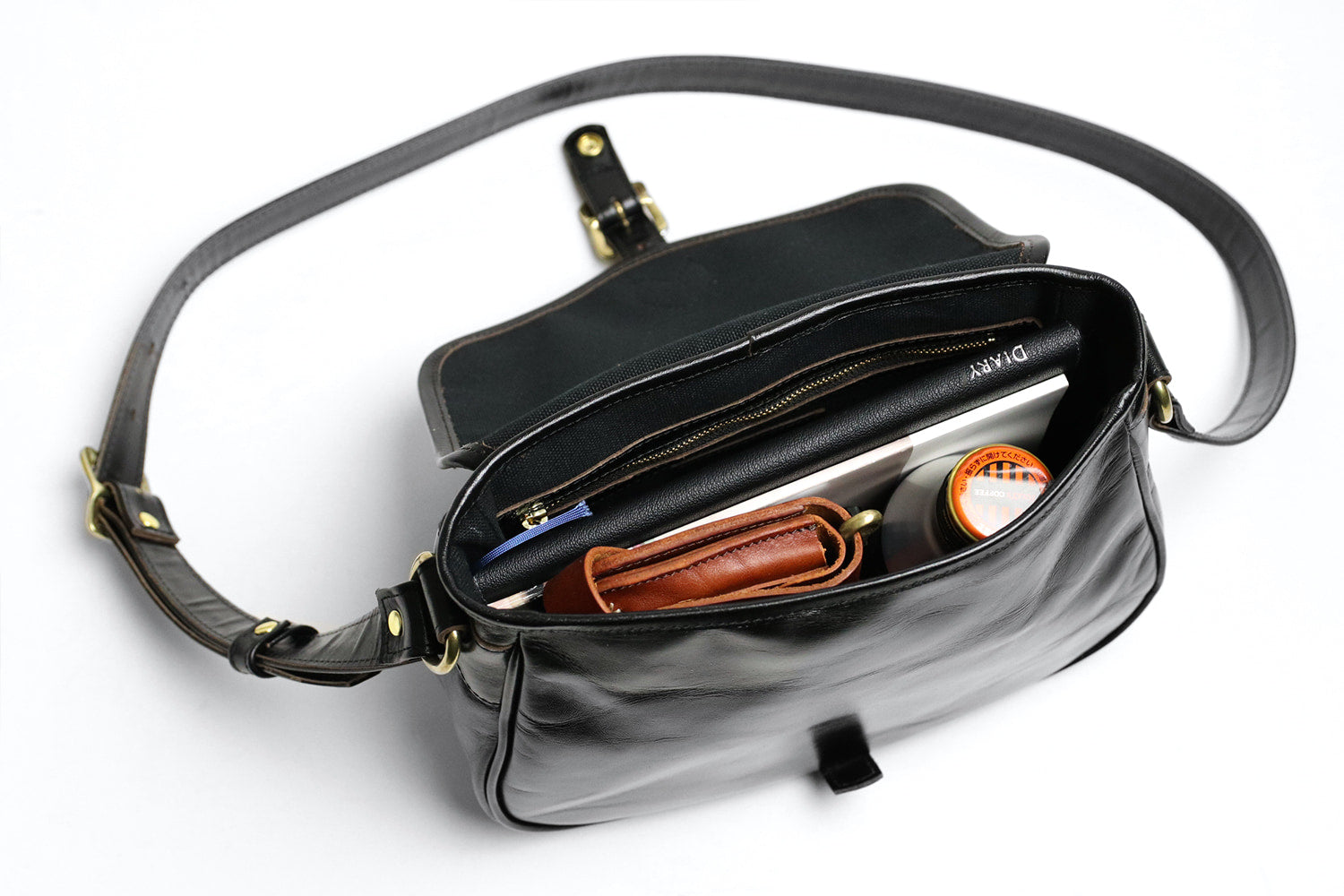 INCEPTION / HORSE HIDE MAIL BAG(SMALL)