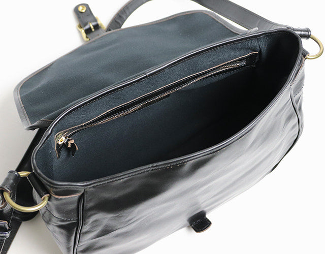 INCEPTION / HORSE HIDE MAIL BAG(MEDIUM)