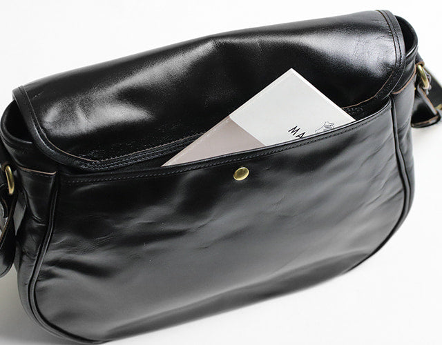 INCEPTION / HORSE HIDE MAIL BAG(MEDIUM)