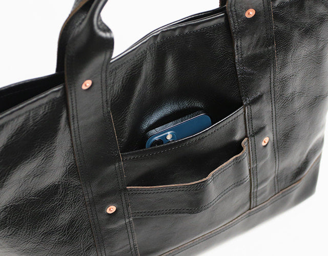 INCEPTION / HORSE HIDE COAL BAG (MEDIUM)