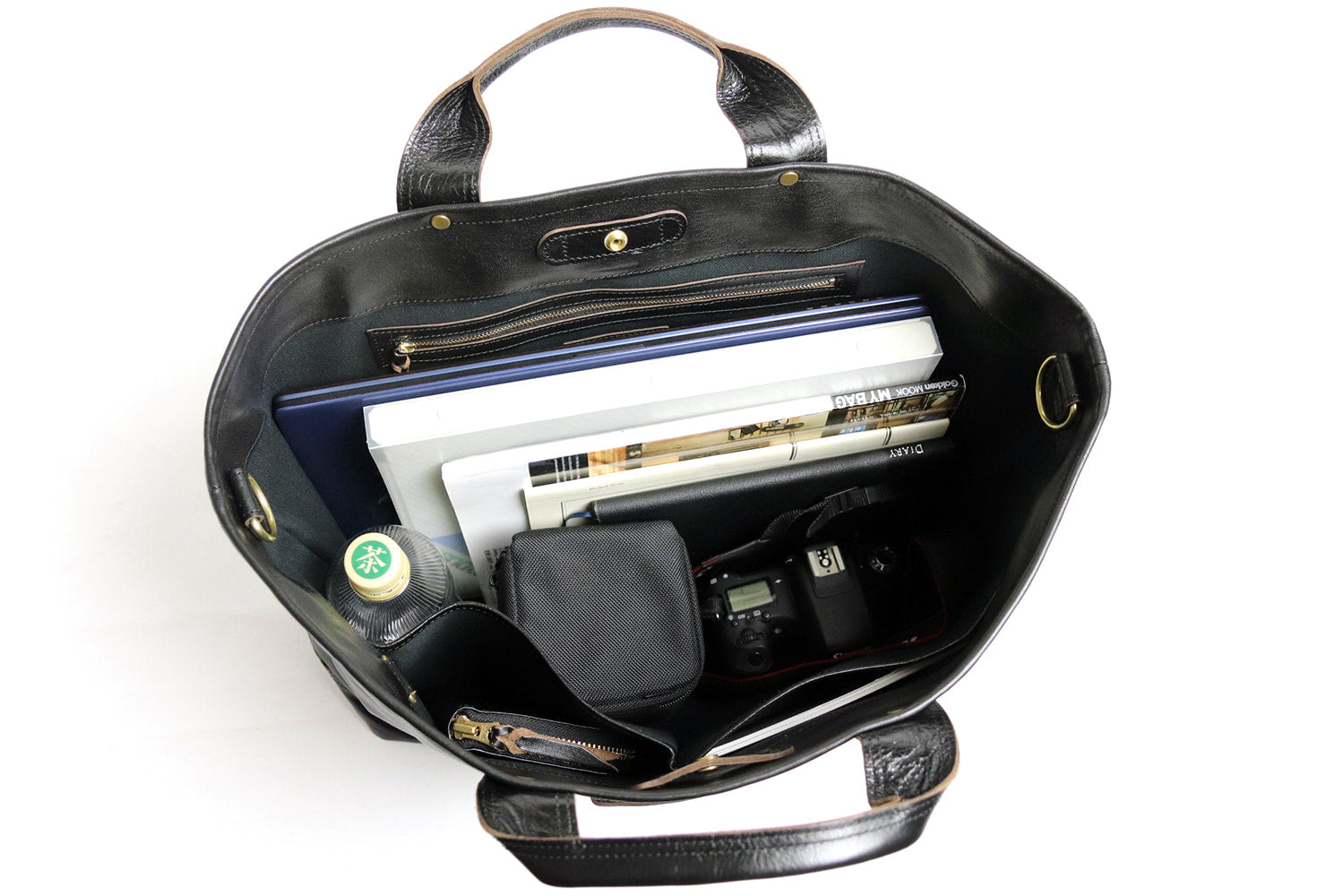 INCEPTION / HORSE HIDE COAL BAG (LARGE)