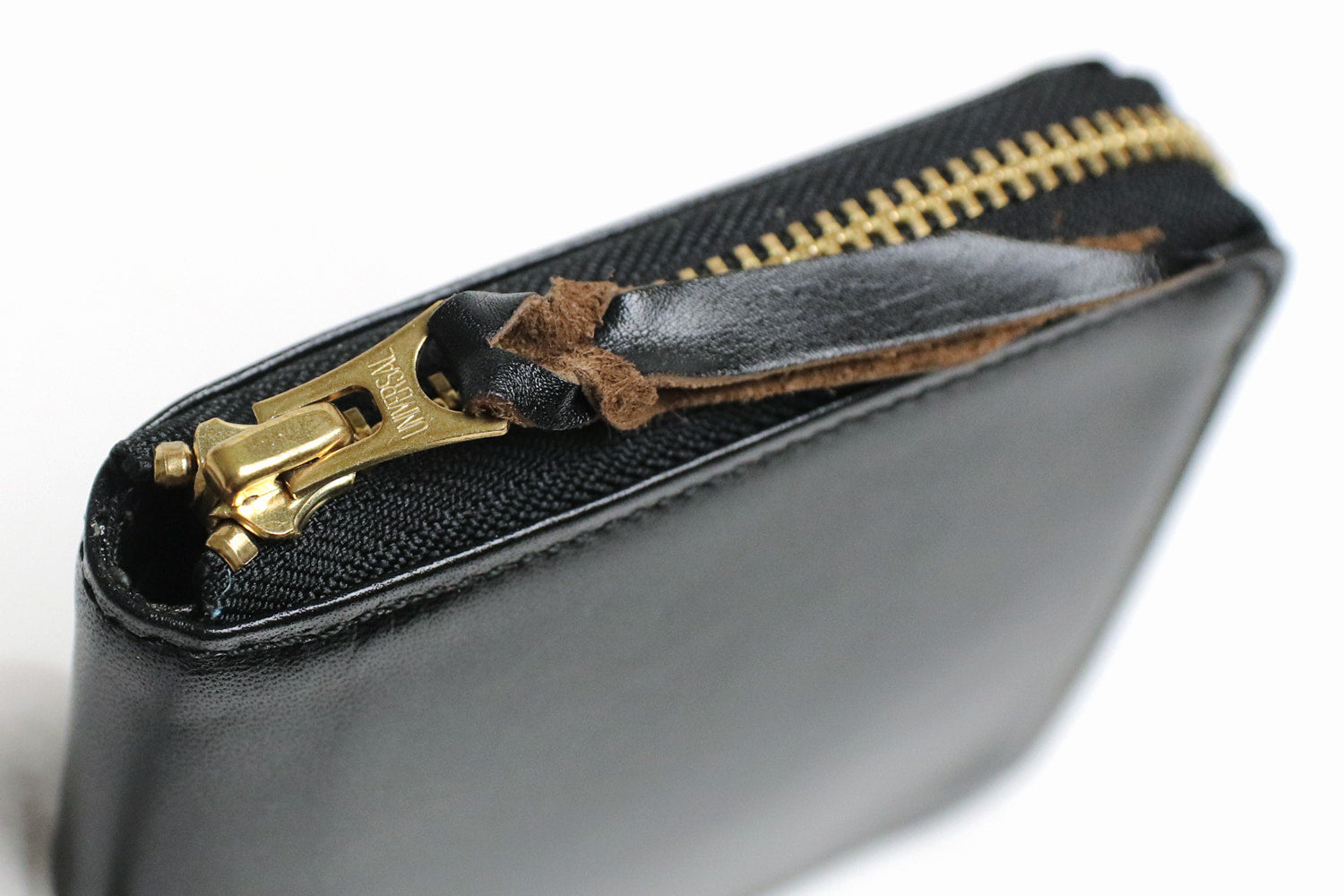 INCEPTION / HORSE HIDE ROUND SHORT WALLET