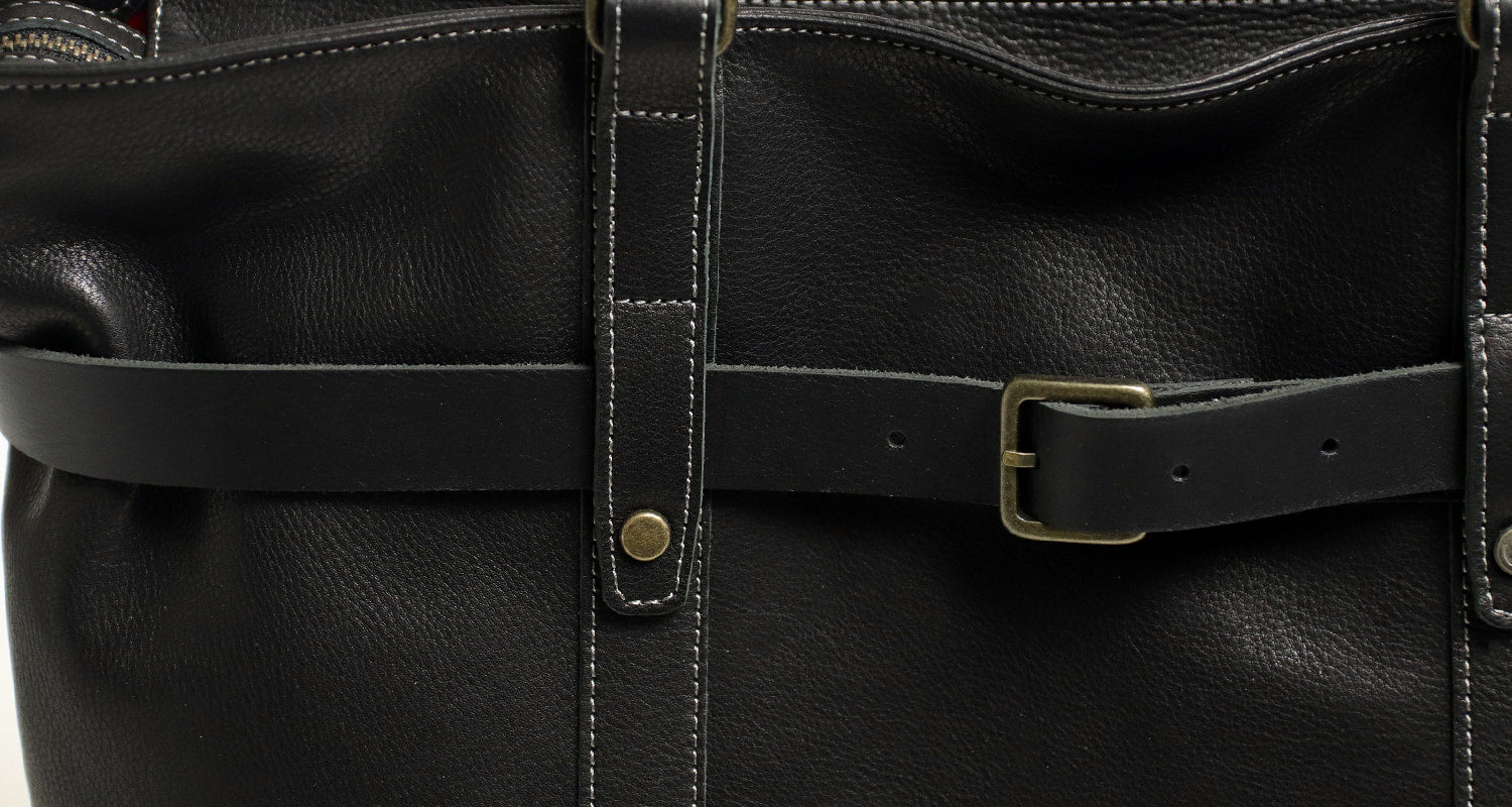 JYO ARVINISTA APRICA 日本製牛革 × ベルト使いの大胆なデザイン ソフトで上質なレザートート