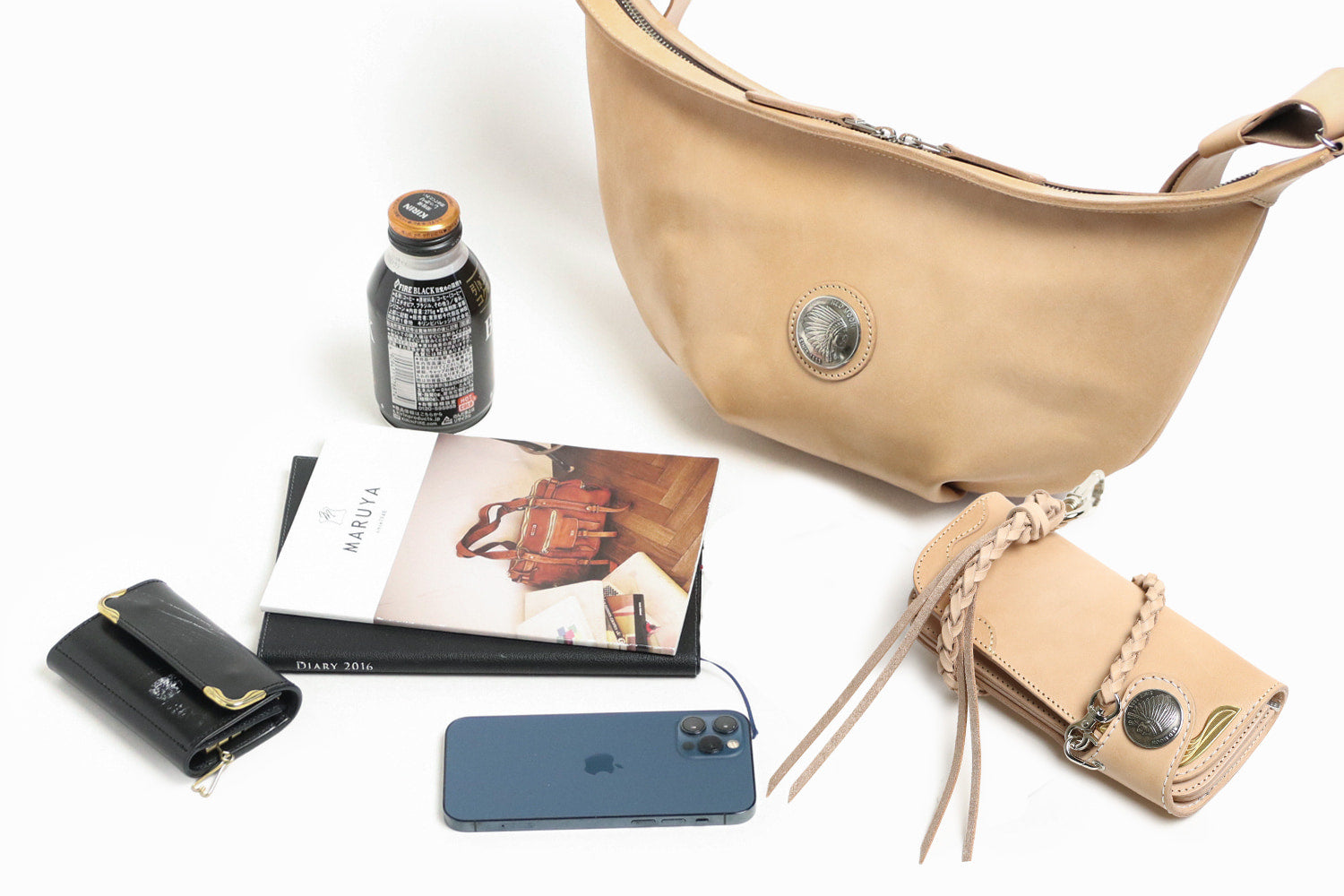 REDMOON / 存在感のある38mmコンチョのオールレザーショルダー