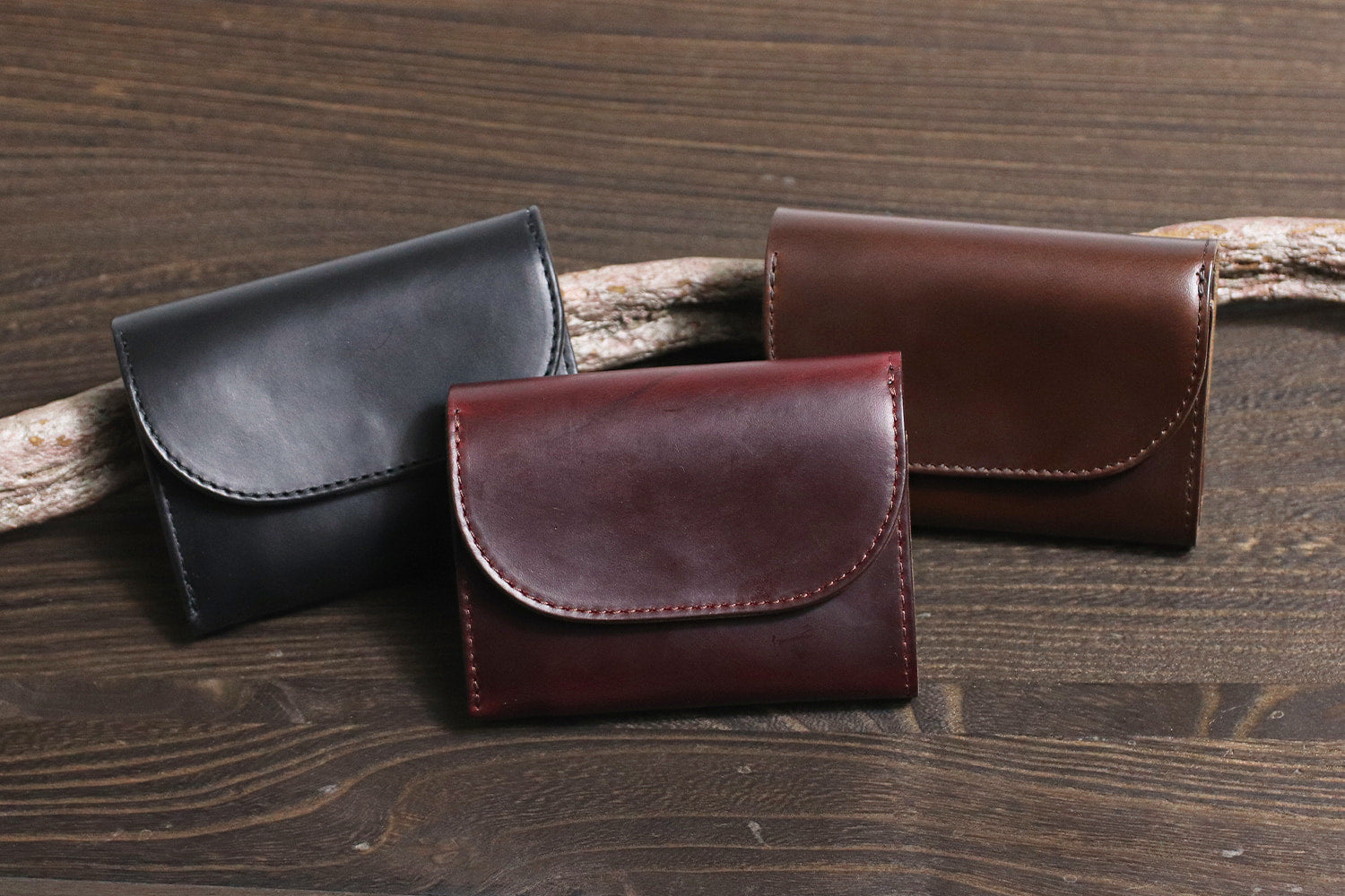 MR.OLIVE E.O.I HORWEEN CHROMEXCEL LEATHER / COMPACT WALLET