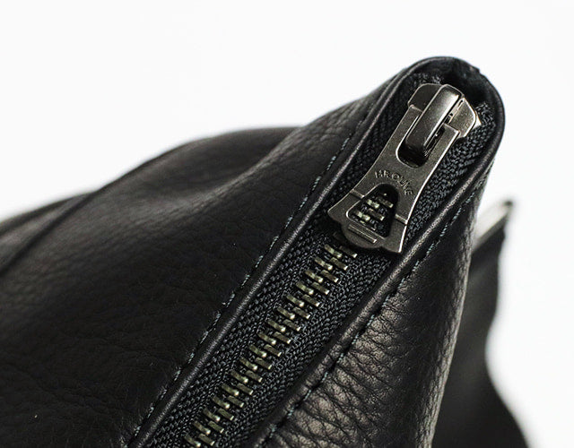 MR.OLIVE E.O.I IMPERMA-LEATHER / HELMET BAG