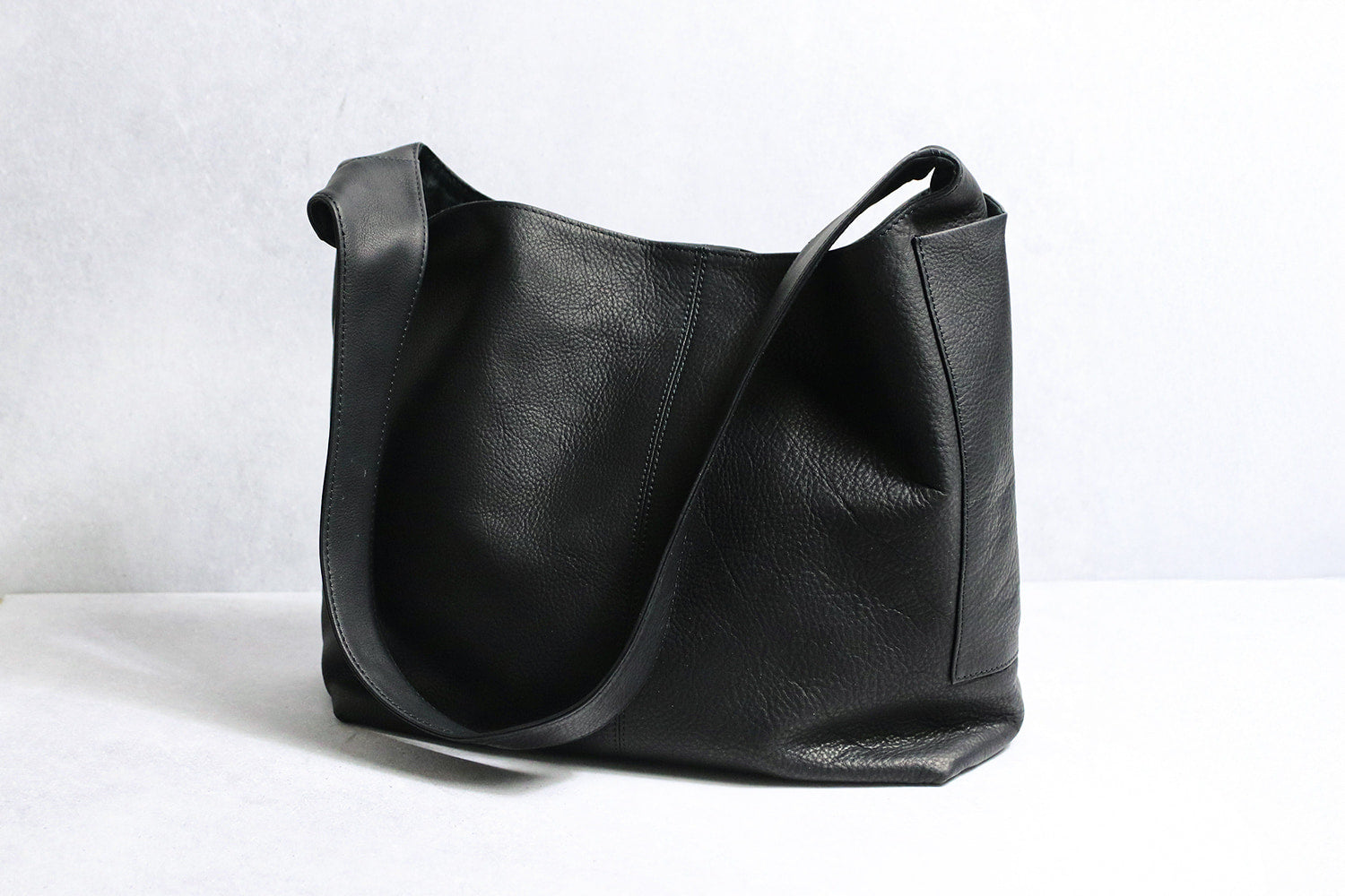 MR.OLIVE E.O.I IMPERMA-LEATHER / ONE SHOULDER BAG