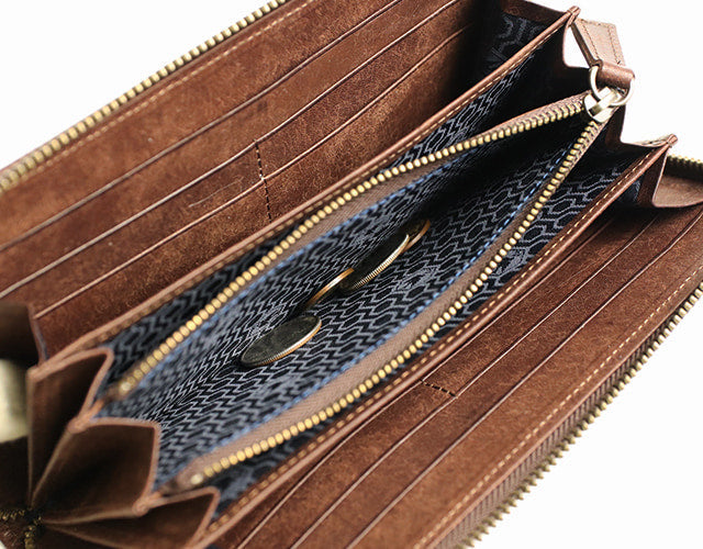 sot / Pueblo Leather 享受隨著時間推移而發生的獨特變化。展現義大利皮革獨特魅力的圓形拉鍊長皮夾