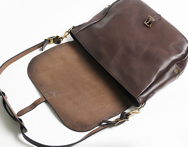 vasco / LEATHER POSTMAN SHOULDER BAG -LARGE(PLANE/U.S.MAIL)