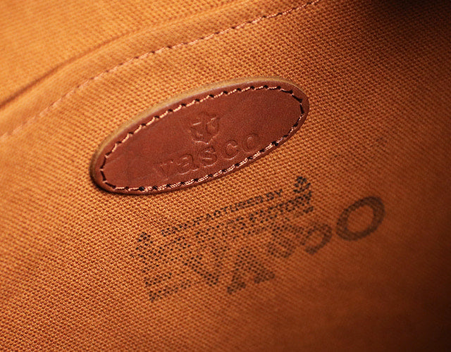 vasco / 皮革馬鞍手提包