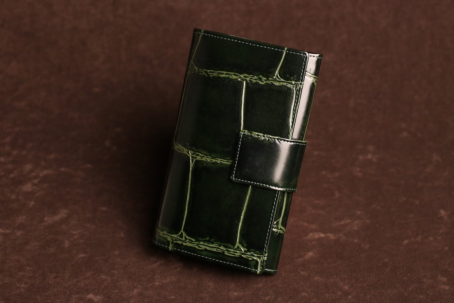 REALMIND / PRIMA 亮面大型鱷魚壓紋皮革皮夾