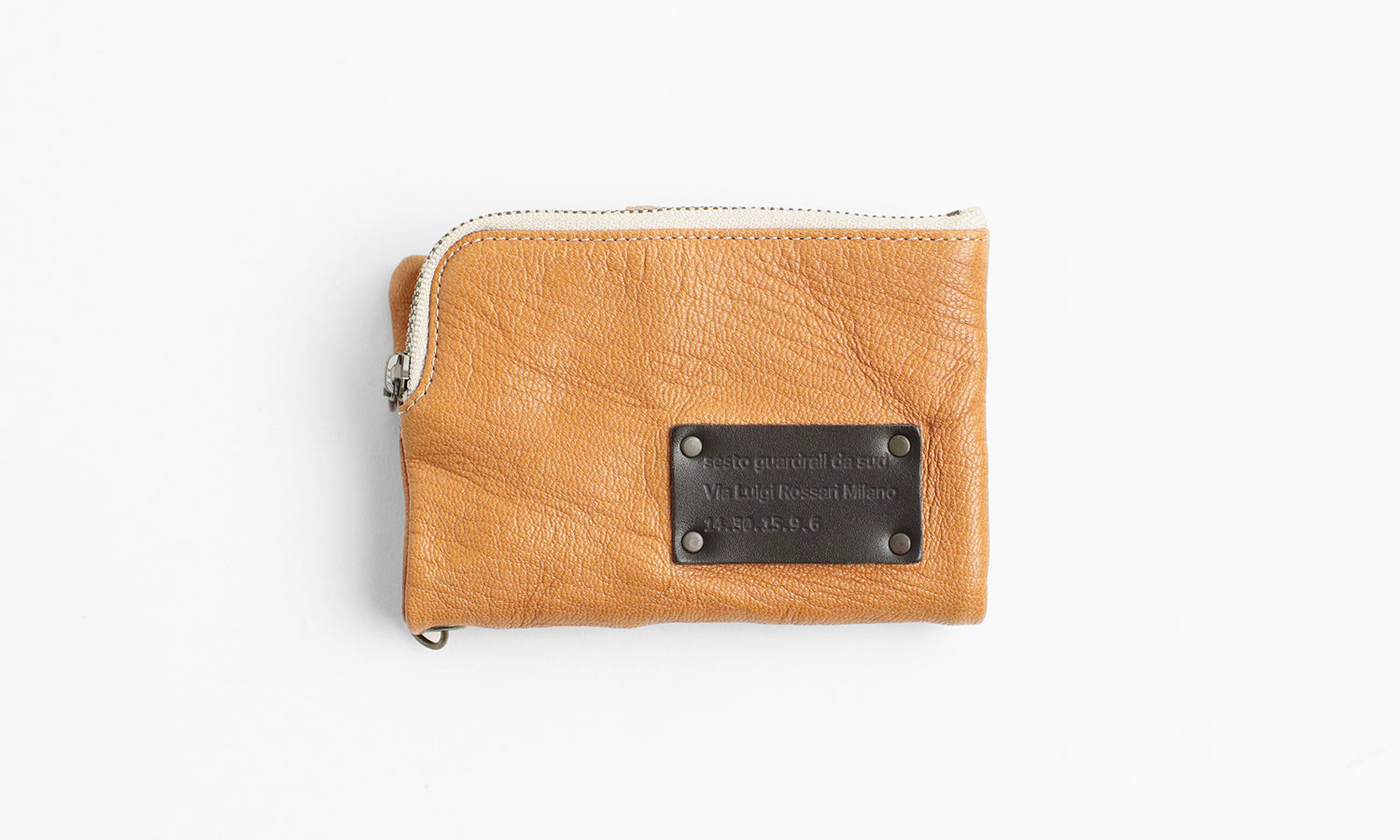 FU-SI FERNALLE / A-wallet 採用優質義大利羊皮製成的錢包