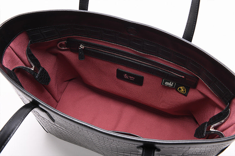 Luggage AOKI 1894 / Matt Crocodile 青木鞄 創業130周年記念 気品が漂うナイルクロコの 美しいトートバッグ