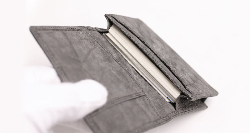Luggage AOKI 1894 / African Elephant  整った腑（ふ）にこだわった象革の名刺入れ