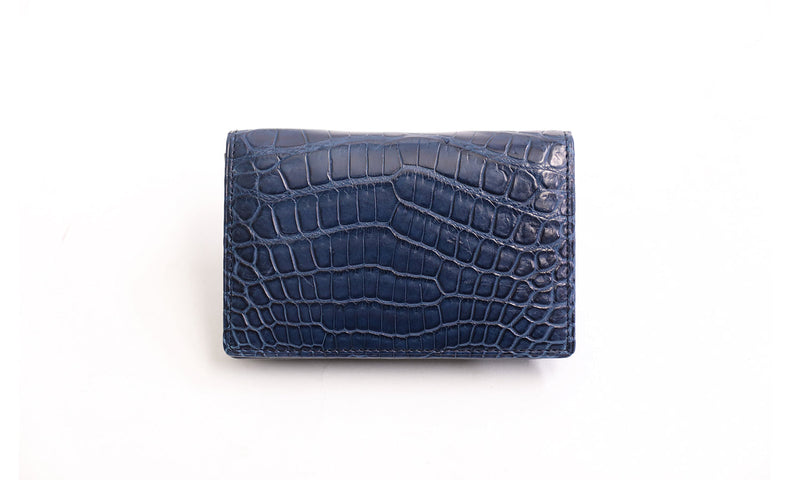 Luggage AOKI 1894 / Matt Crocodile 気品が漂うナイルクロコの 美しい名刺入れ