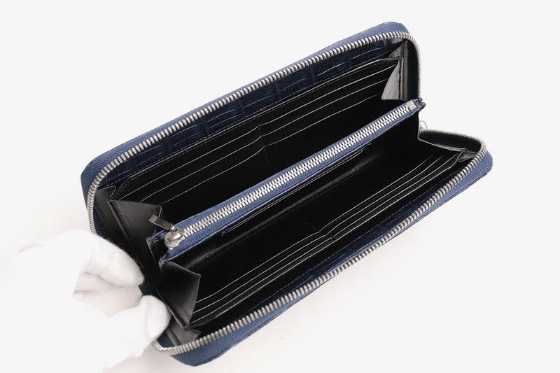 Luggage AOKI 1894 / Matt Crocodile 気品が漂うナイルクロコの 美しいラウンドファスナー長財布