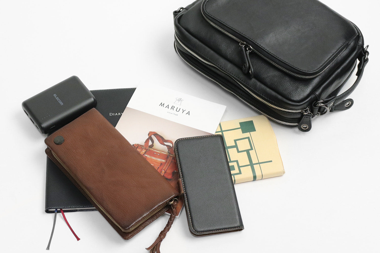 COMPLEX GARDENS / Gigei Soft and lightweight Bangladeshi kip all-leather 2-way shoulder bag M that can also be used as a vertical shoulder bag