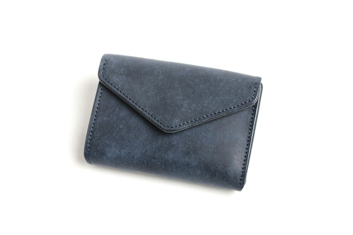 CRAMP / 池之端銀革店 劇的なエイジングを楽しめるプエブロレザー