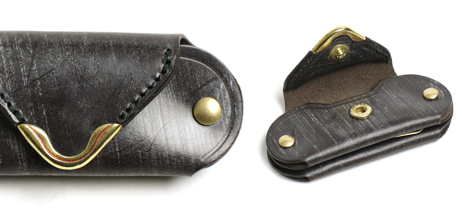 CRAMP / 池之端銀革店 フロント金具がアクセント。真鍮シューホーン付きミニコインケース