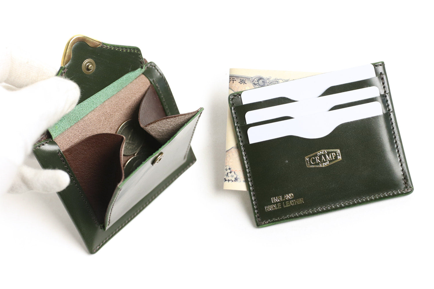 CRAMP / 池之端銀革店 真鍮 のフロント金具がアクセント。 UK