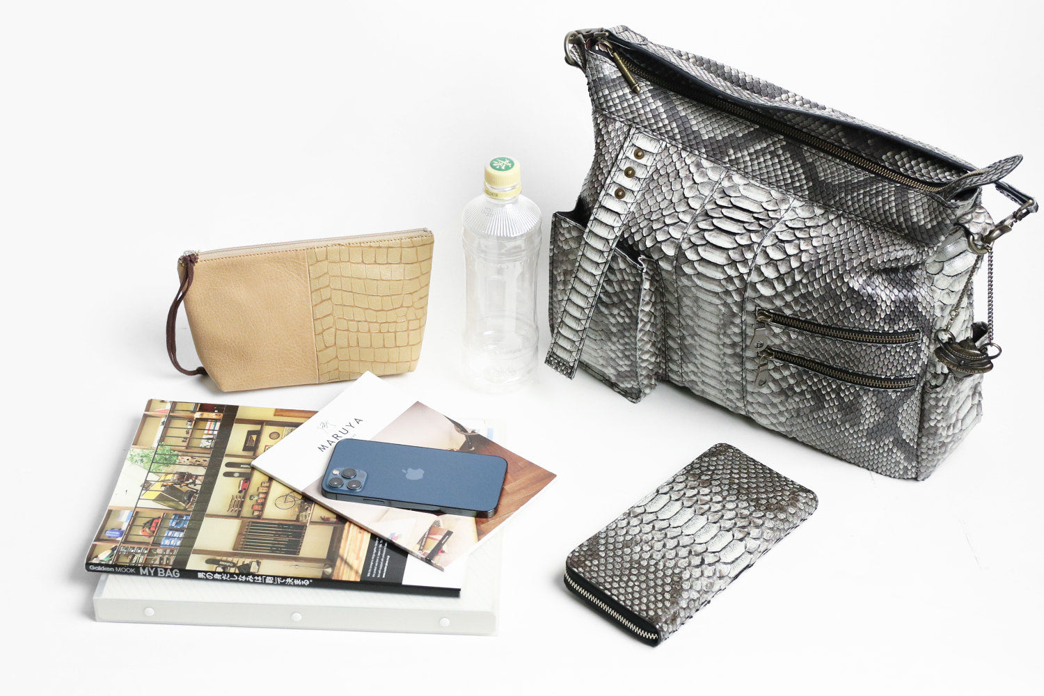 FU-SI FERNALLE / GB PYTHON collection Beautiful diamond python 3way bag