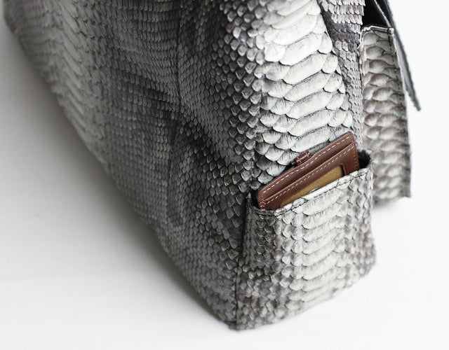 FU-SI FERNALLE / GB PYTHON collection Beautiful diamond python 3way bag