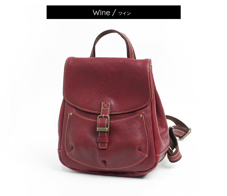 FU-SI FERNALLE / NONNY GURVY collection Both cute and luxurious. Mini backpack with texture that looks like genuine leather