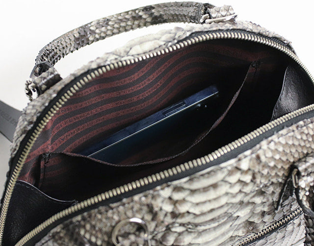 FU-SI FERNALLE / GB PYTHON collection Beautiful diamond python 2-way bag