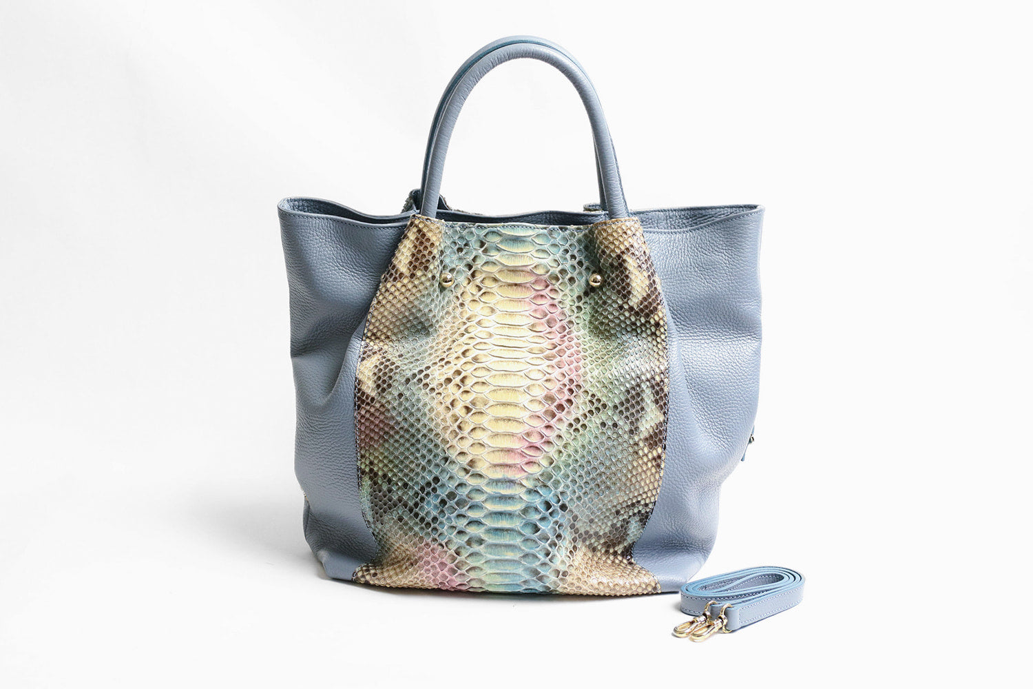 GHIBLI One-of-a-kind Made in Italy Imported Beautiful python x cowhide 3-way bag that can be used as a WHO 