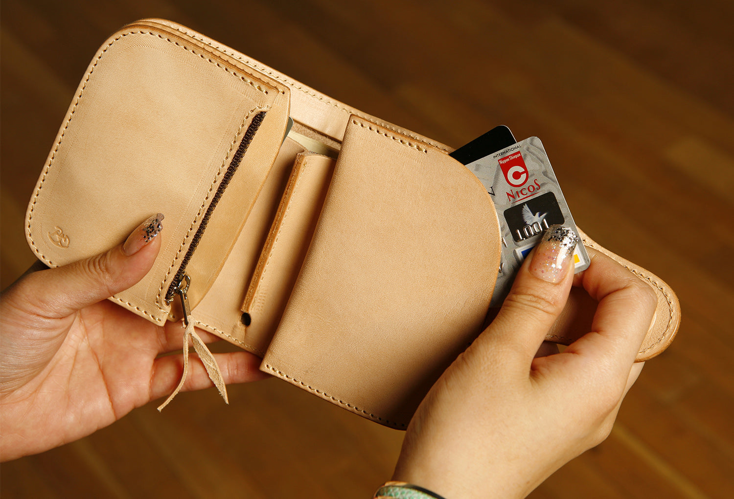 REDMOON /  存在感のある翼を宿す YELLOW EAGLE MIDDLE WALLET