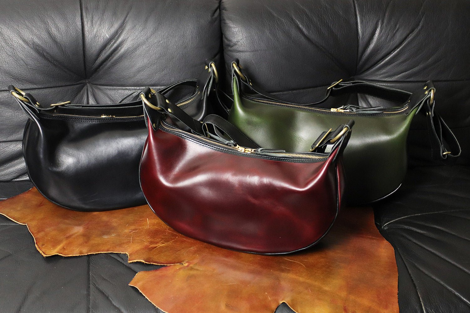 INCEPTION / Chromexcel Leather BANANA BAG