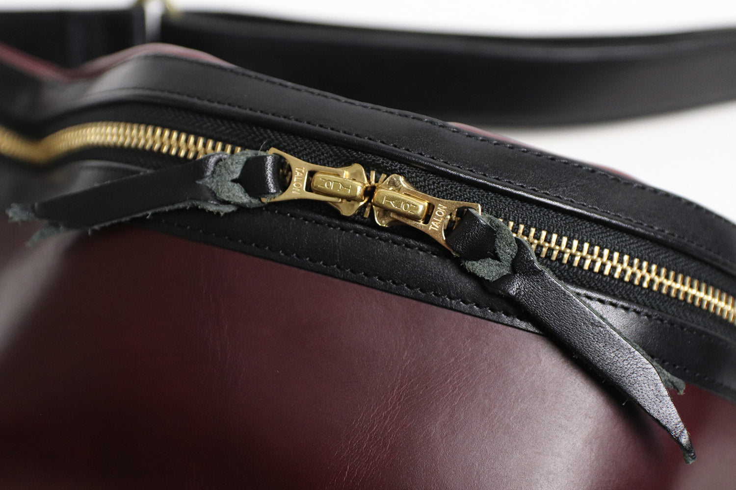 INCEPTION / Chromexcel Leather FUNNY PACK