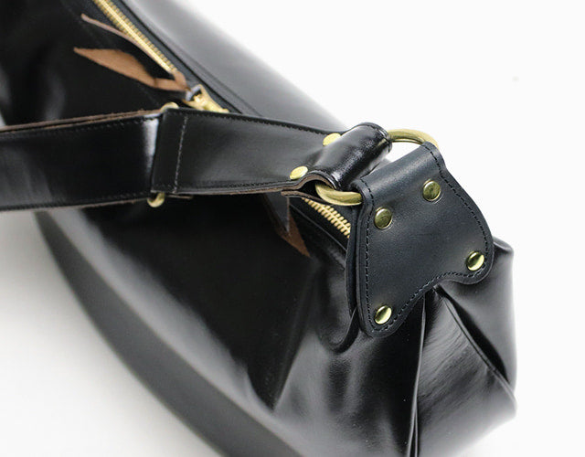 INCEPTION / HORSE HIDE BANANA BAG