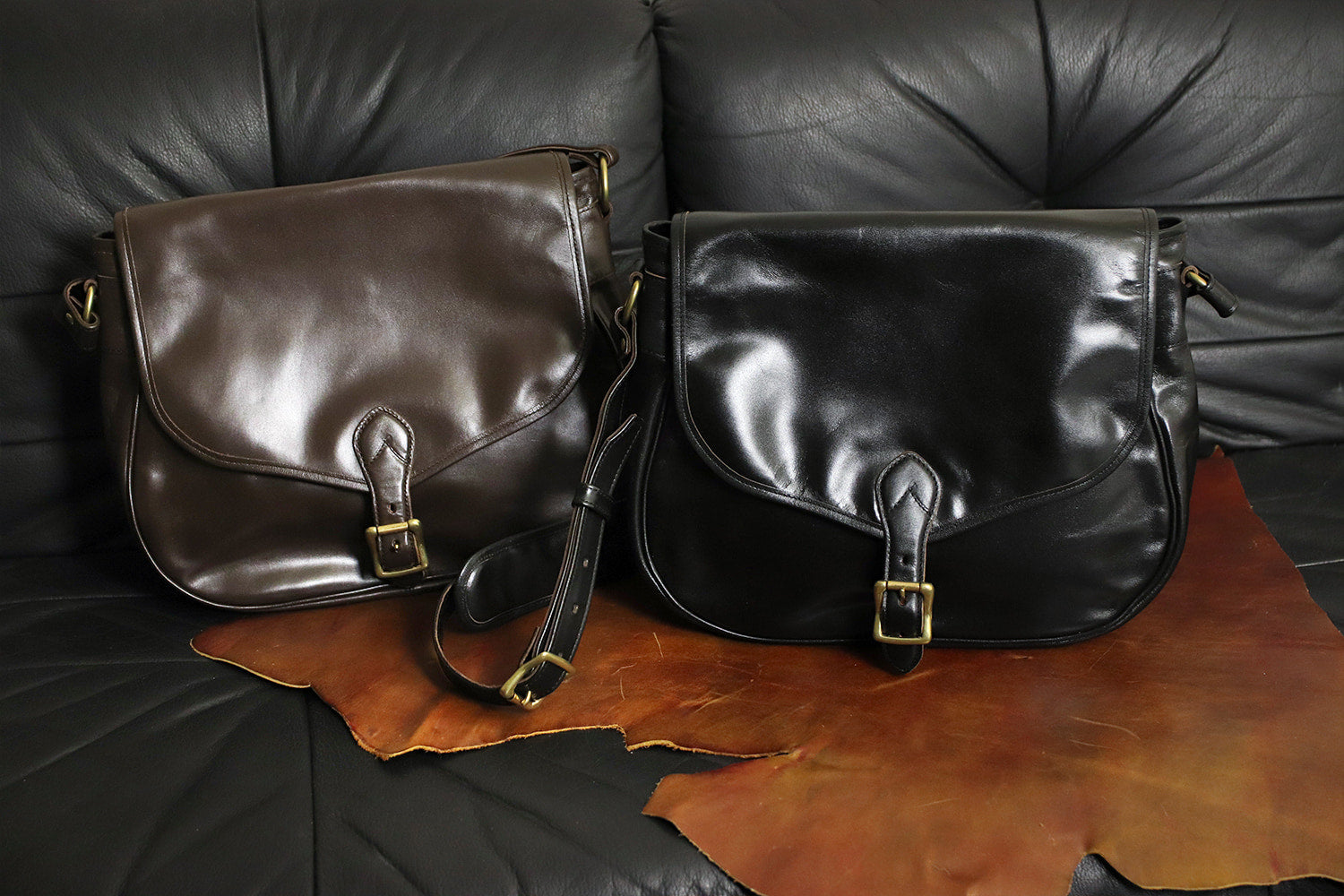 INCEPTION / HORSE HIDE MAIL BAG（MEDIUM）