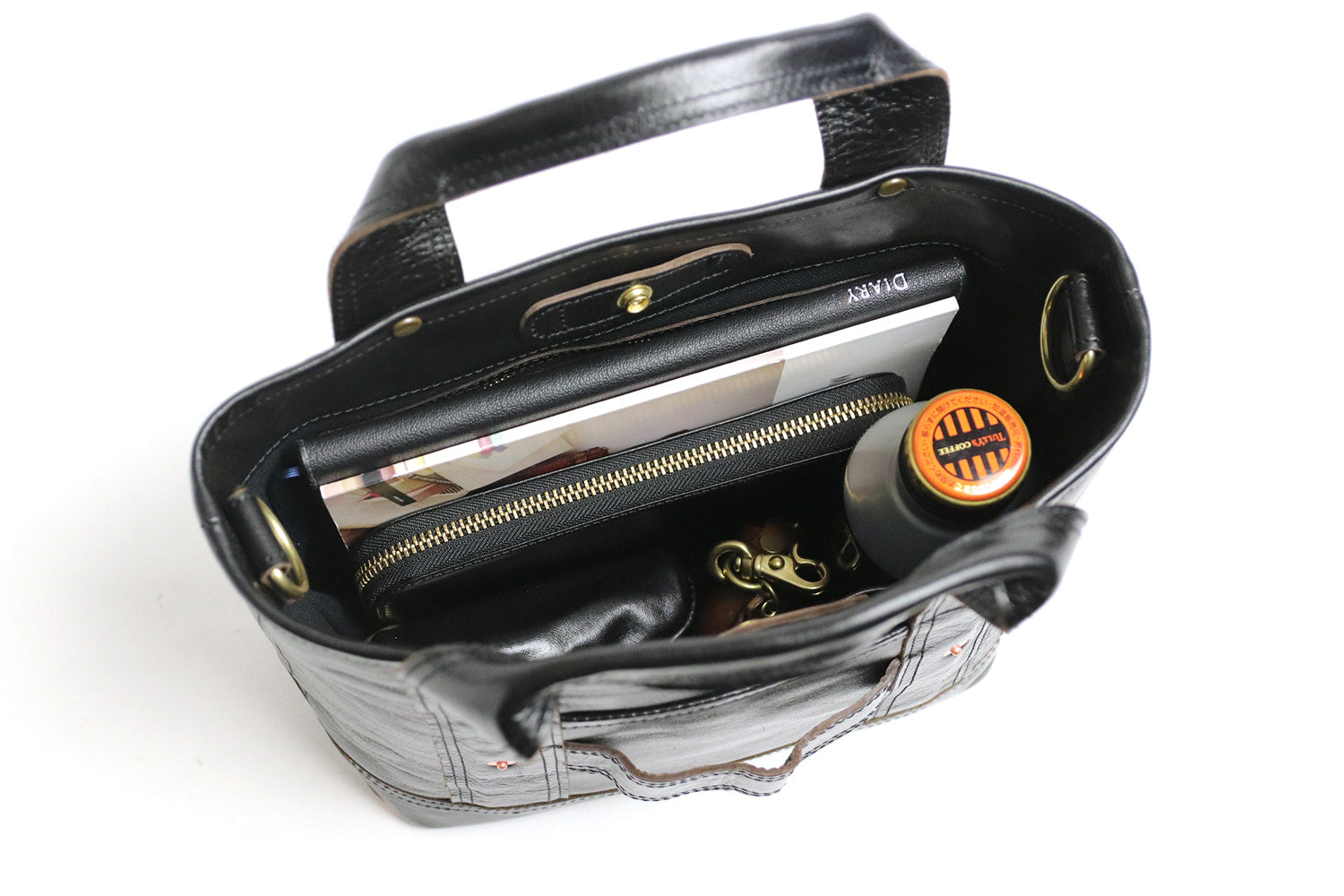 INCEPTION / HORSE HIDE COAL BAG (SMALL)