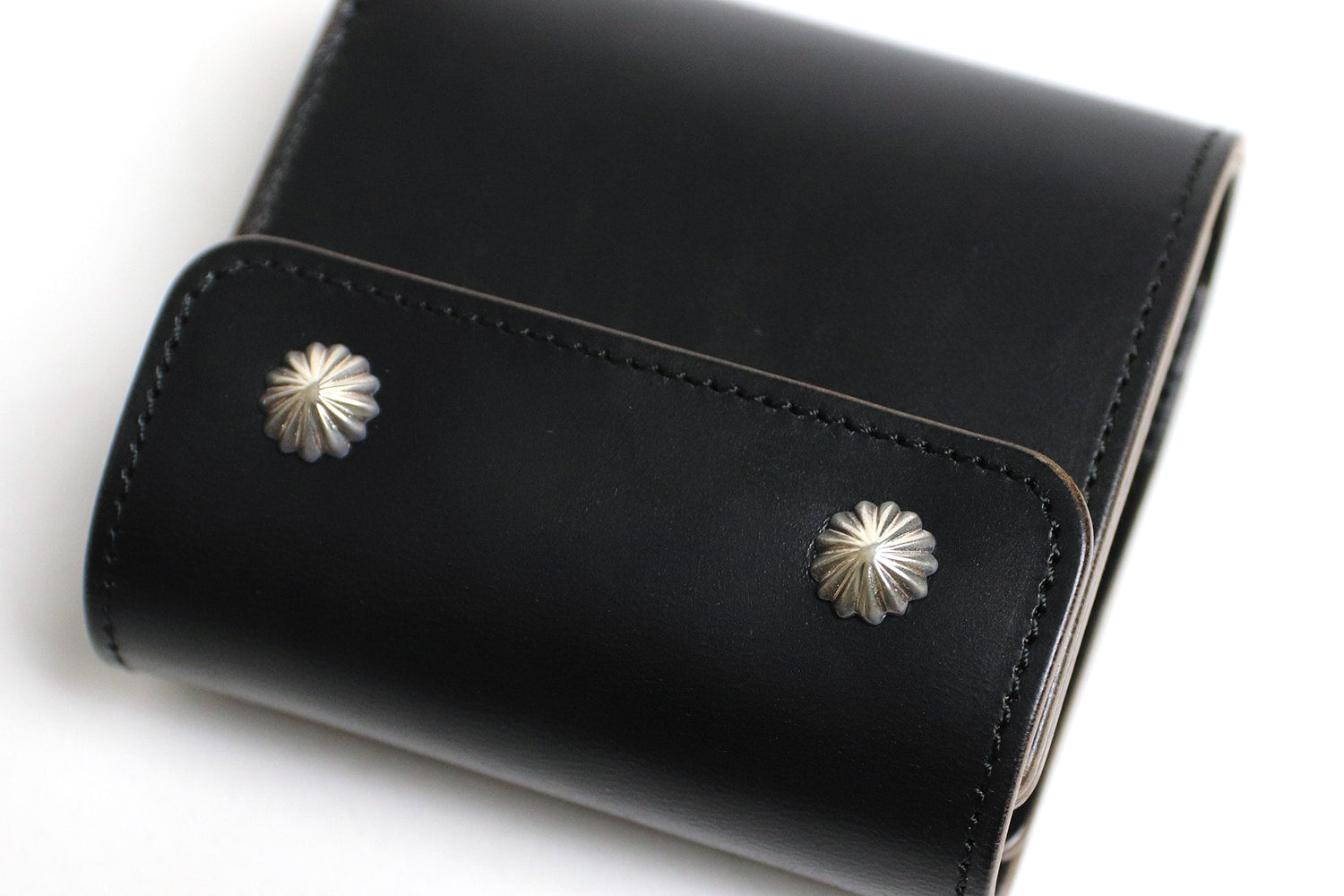 INCEPTION / HORSE BUTT LEATHER TRUCKER WALLET(SHORT) CONCHO