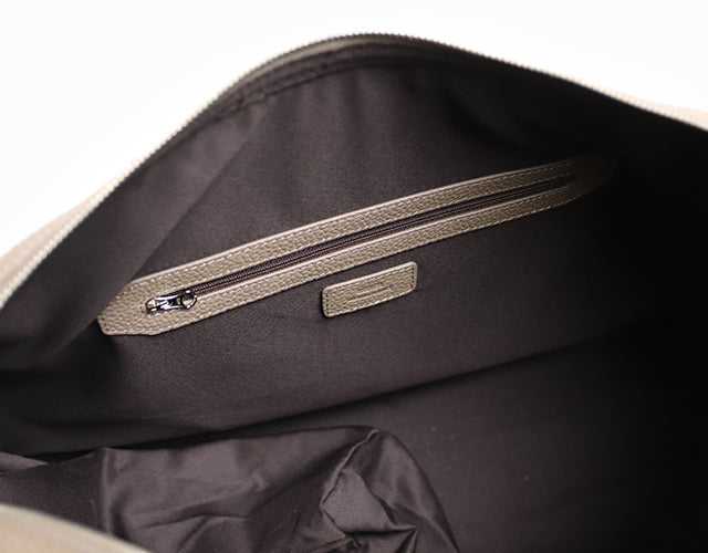 SEEKER /  GLOSS 出張や旅行、ジムやゴルフに。 軽やかなシュリンクレザーの2wayボストン