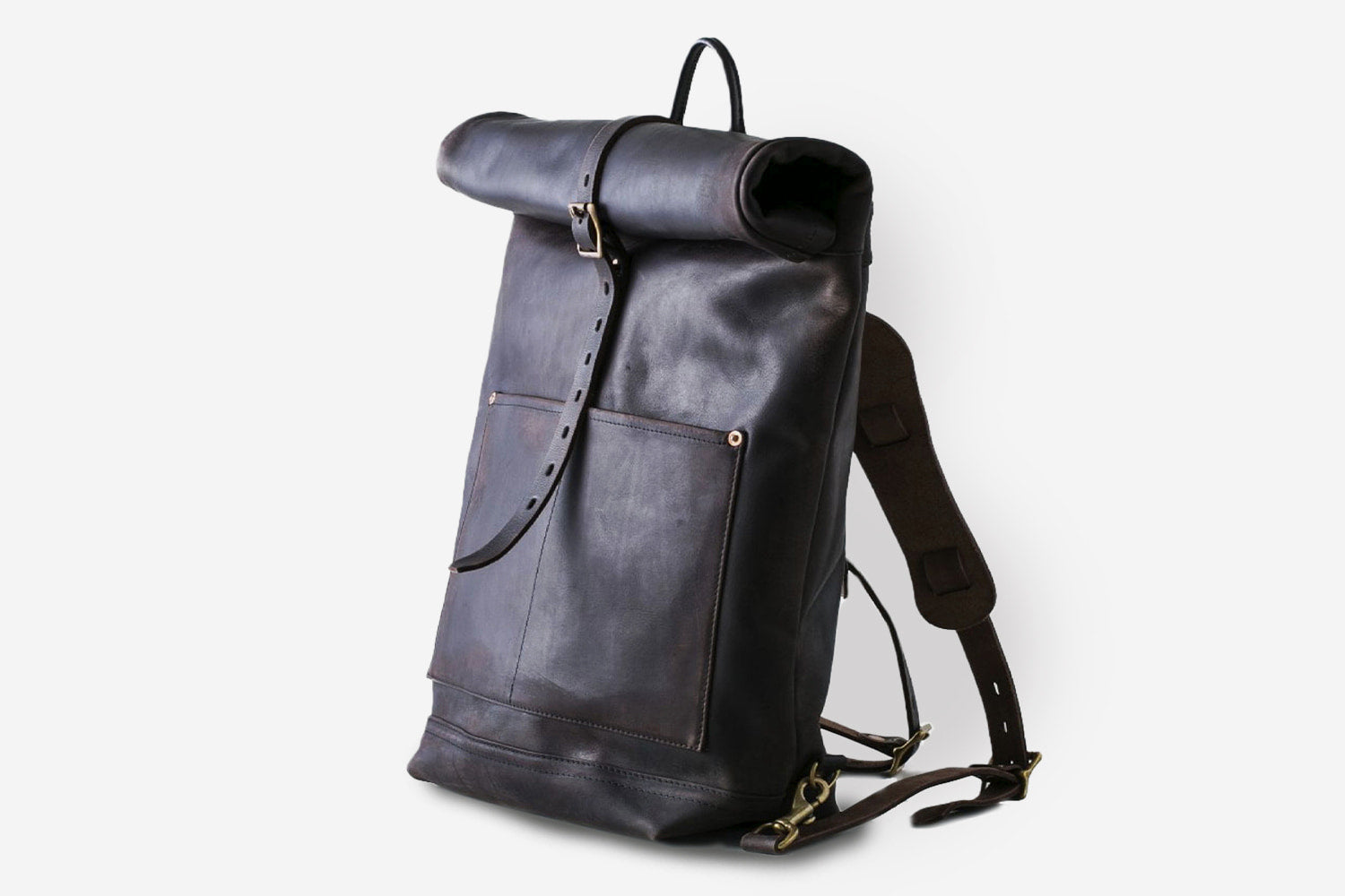 vasco / LEATHER ROLL TOP RUCKSACK